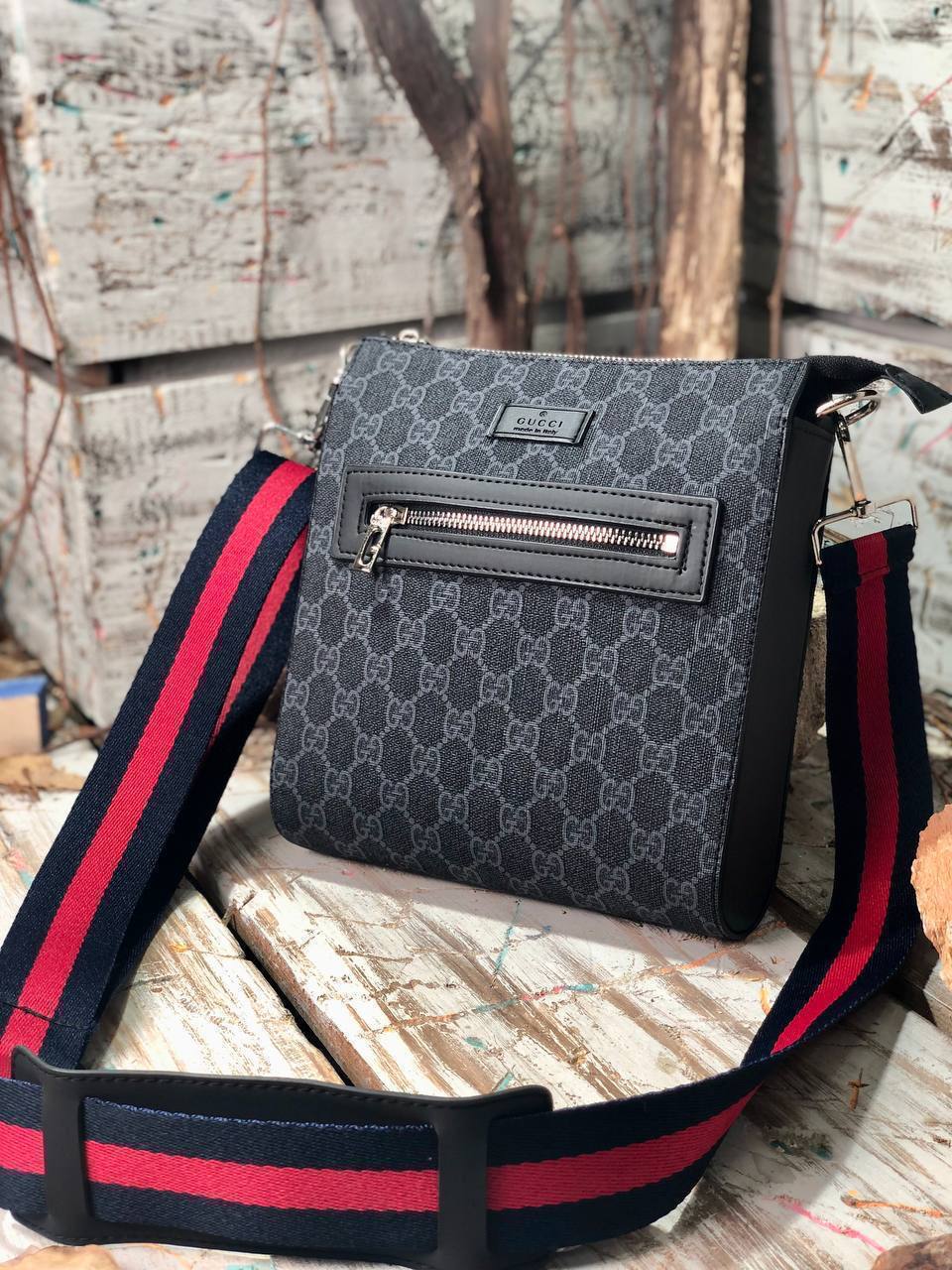 Τσαντάκι Louis Vuitton - Code 72705