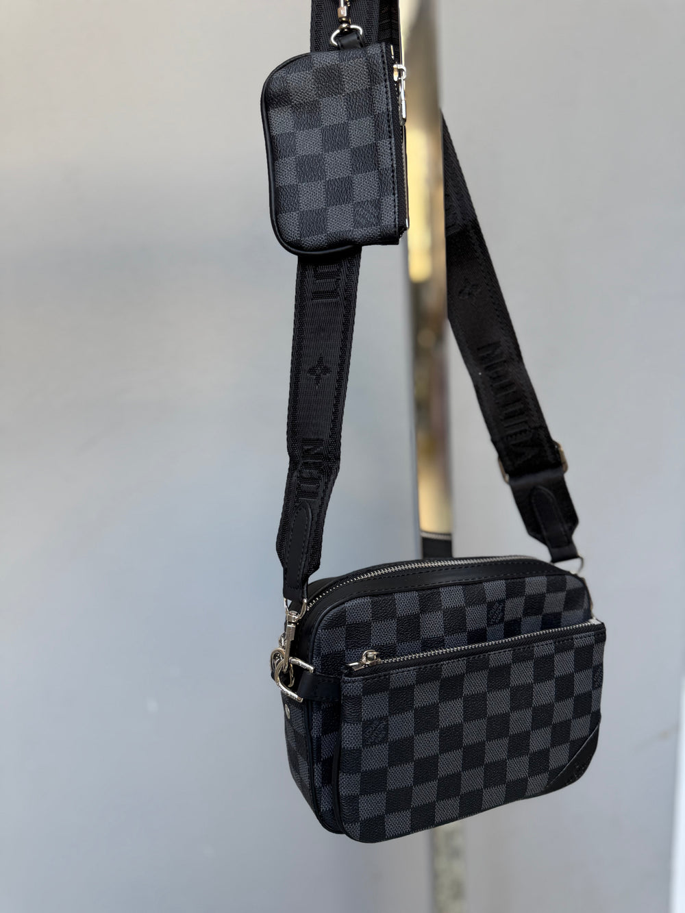 Τσαντάκι Louis Vuitton - Code 72638